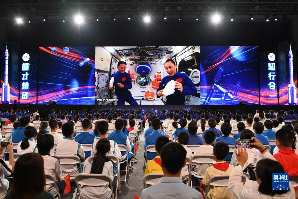 双色球走势图带连线